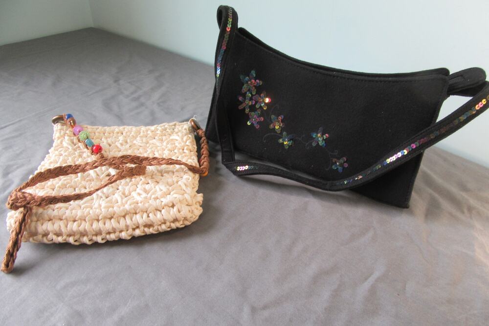 2 Purses Summer Cappelli White Straw Weave Winter Bienbag Black Sequenced Purse